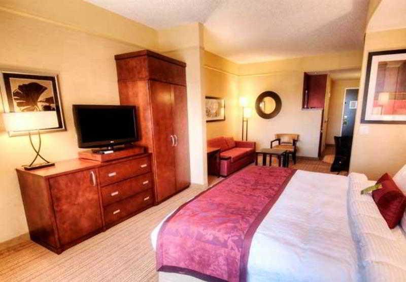 Courtyard By Marriott Greenville Downtown Kültér fotó