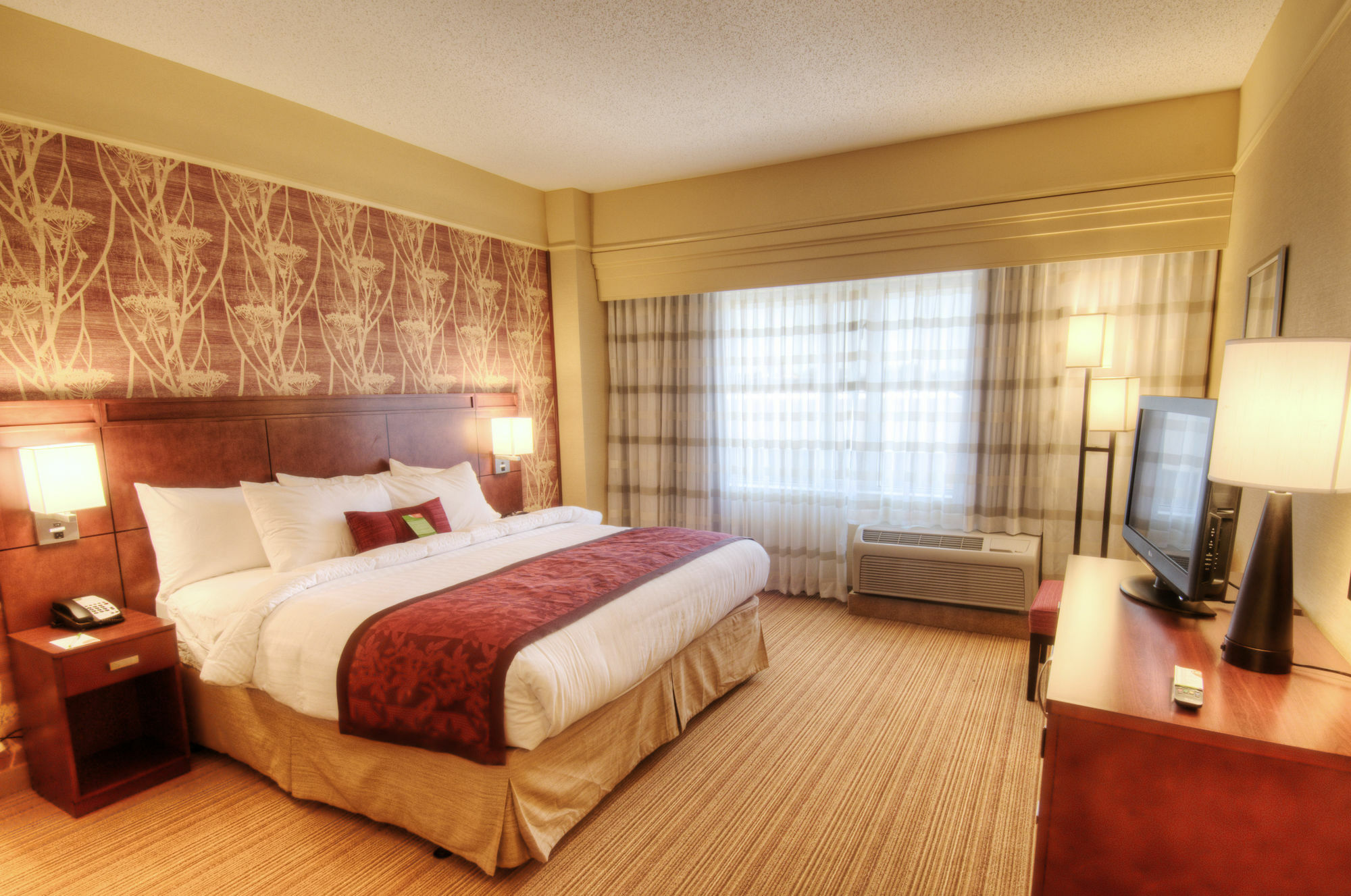 Courtyard By Marriott Greenville Downtown Kültér fotó